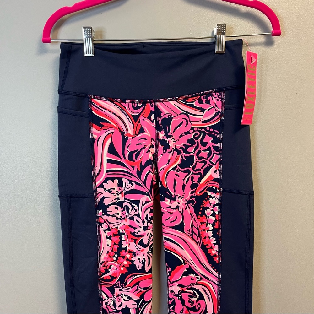 Lilly Pulitzer Weekender Mid-Rise Midi Legging Navy Flirty Fins & Feathers S NWT - Picture 5 of 16